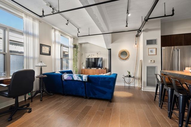 156-168 Terrace St 402, Boston, MA 02120