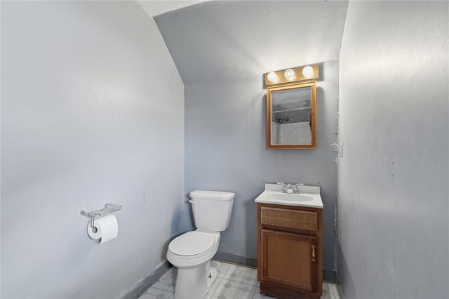 3111 Willett Rd, Brentwood, PA 15227