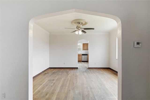 3111 Willett Rd, Brentwood, PA 15227