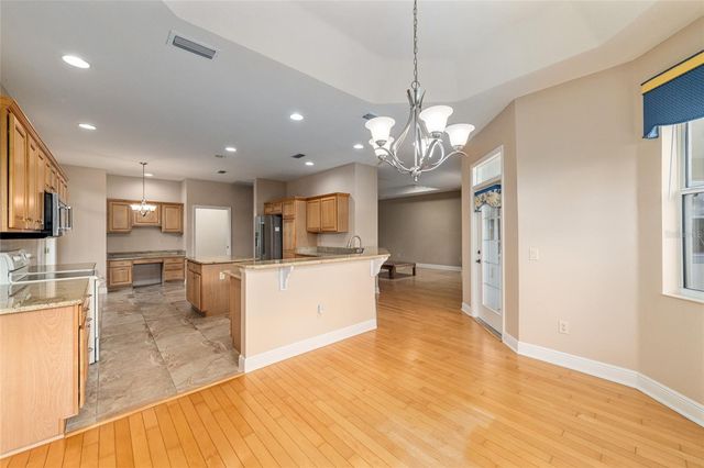 646 STRATFORD LANE, The Villages, FL 32162