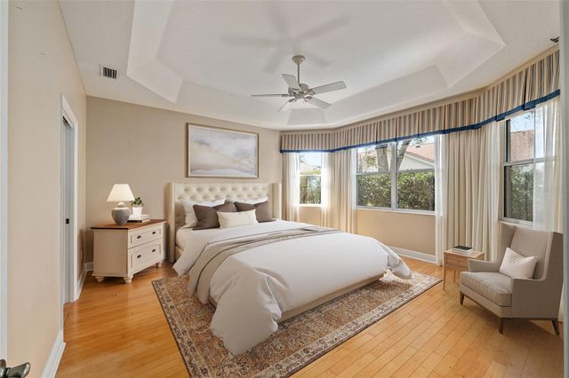 646 STRATFORD LANE, The Villages, FL 32162