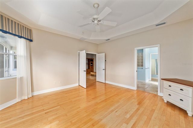 646 STRATFORD LANE, The Villages, FL 32162