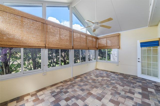 646 STRATFORD LANE, The Villages, FL 32162