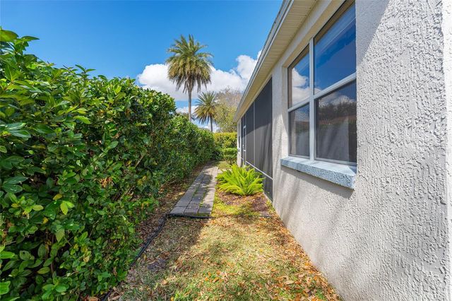 646 STRATFORD LANE, The Villages, FL 32162