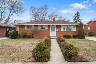 9001 Shannon Drive, Sterling Heights, MI 48314