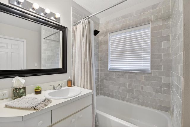 702 TUSCANNY STREET, Brandon, FL 33511