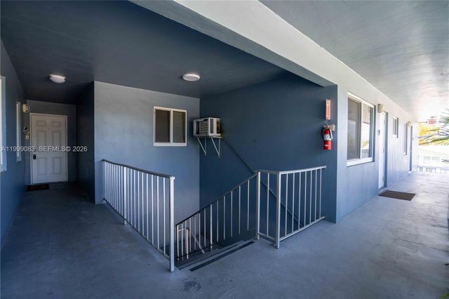 3049 NW 9th Ave 7, Wilton Manors, FL 33311