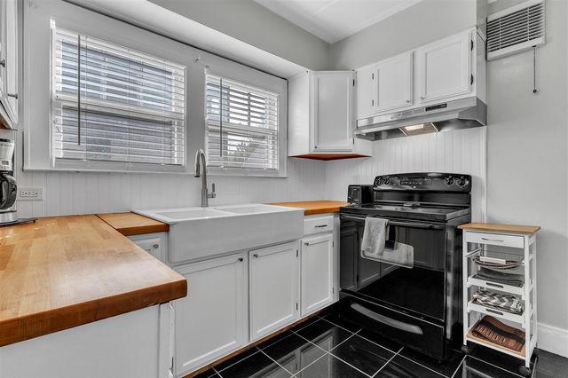 2650 Kimberley Road, Ann Arbor, MI 48104