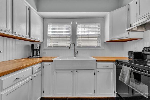 2650 Kimberley Road, Ann Arbor, MI 48104