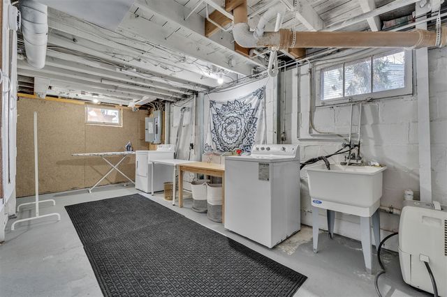 2650 Kimberley Road, Ann Arbor, MI 48104