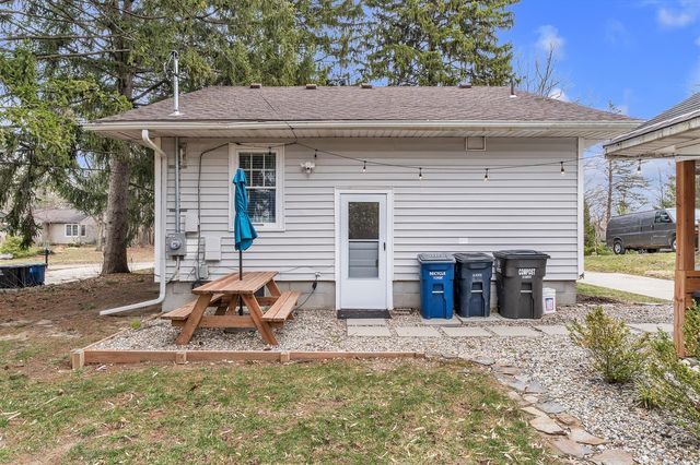 2650 Kimberley Road, Ann Arbor, MI 48104