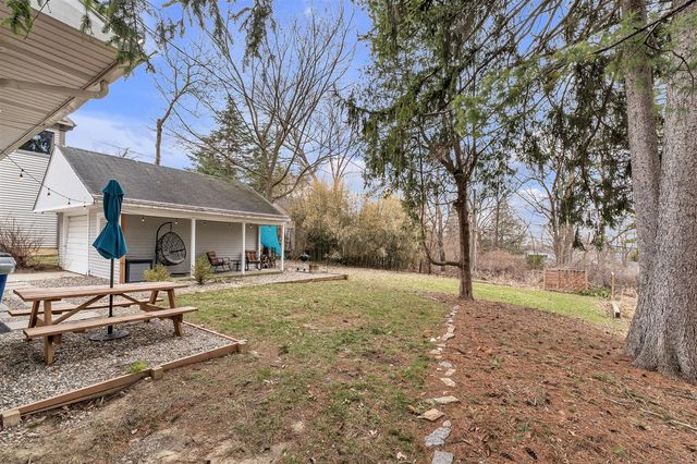 2650 Kimberley Road, Ann Arbor, MI 48104