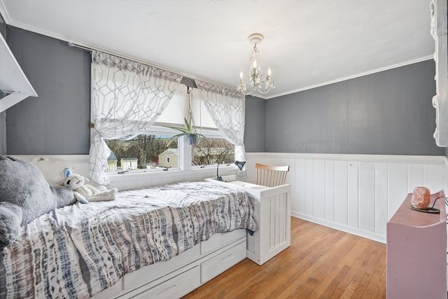 11 Laurel Ter, Westfield, MA 01085