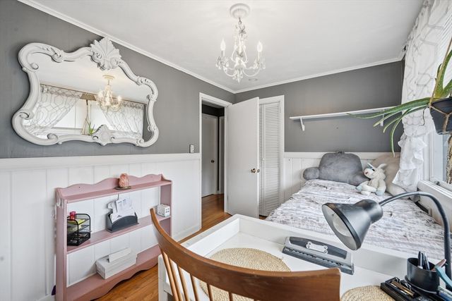 11 Laurel Ter, Westfield, MA 01085