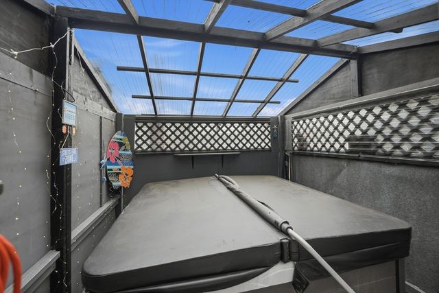 11 Laurel Ter, Westfield, MA 01085