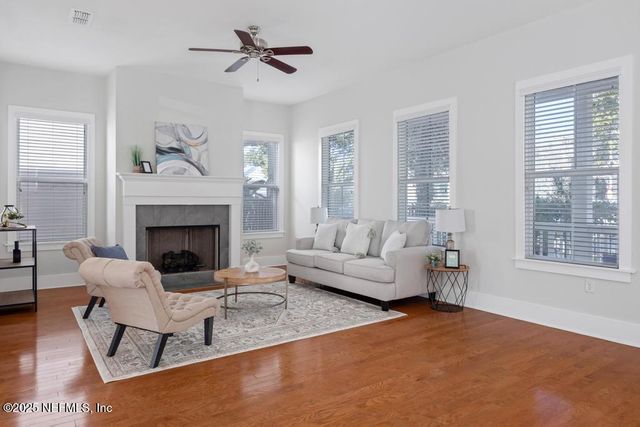 230 E 4TH Street, Jacksonville, FL 32206