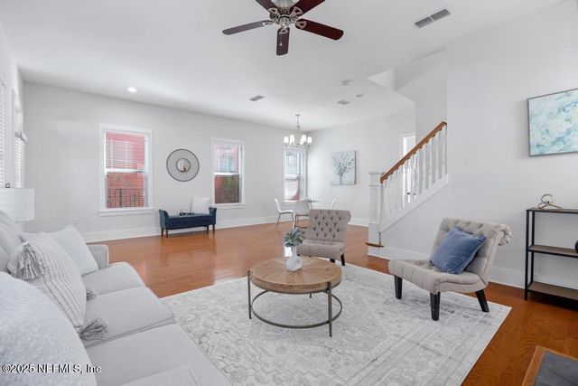 230 E 4TH Street, Jacksonville, FL 32206