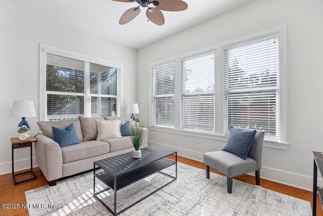 230 E 4TH Street, Jacksonville, FL 32206