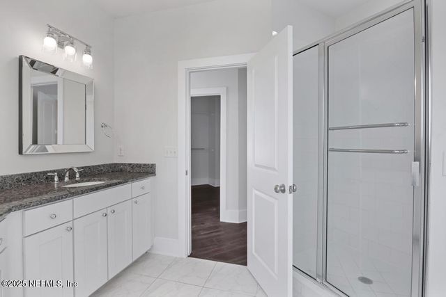 230 E 4TH Street, Jacksonville, FL 32206