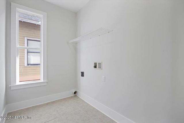 230 E 4TH Street, Jacksonville, FL 32206