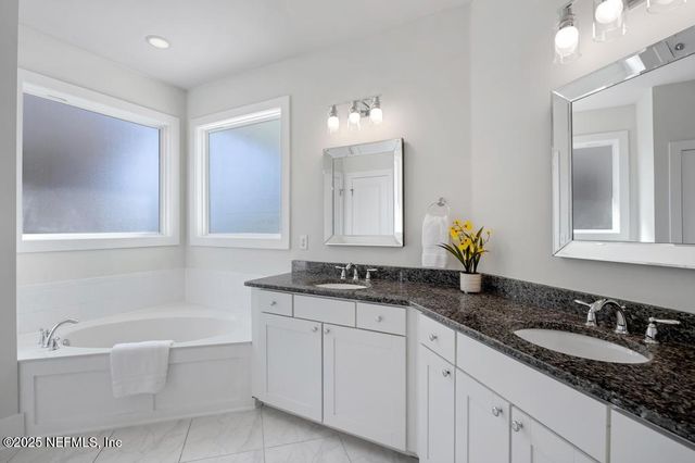 230 E 4TH Street, Jacksonville, FL 32206