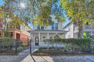 230 E 4TH Street, Jacksonville, FL 32206