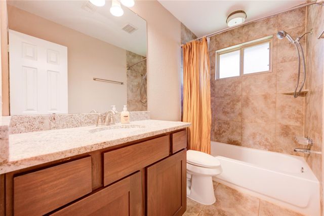 4430 Peridot Lane, Friendswood, TX 77546