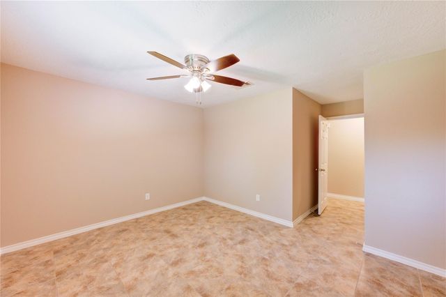 4430 Peridot Lane, Friendswood, TX 77546