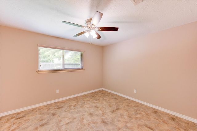 4430 Peridot Lane, Friendswood, TX 77546