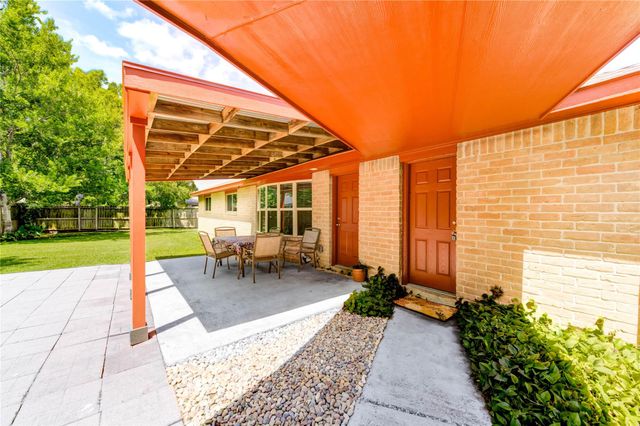 4430 Peridot Lane, Friendswood, TX 77546