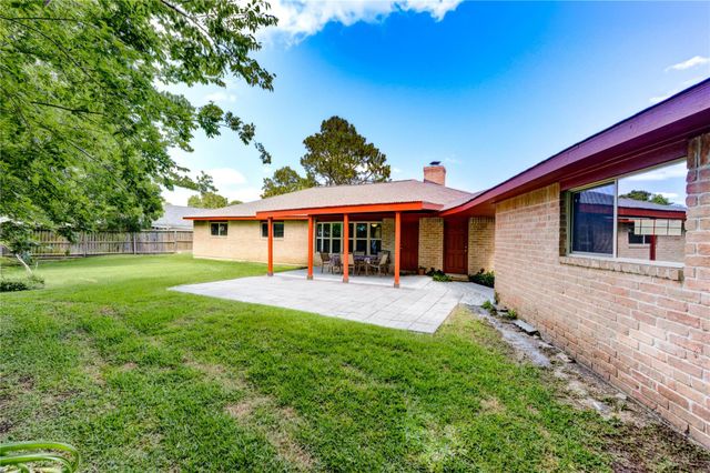 4430 Peridot Lane, Friendswood, TX 77546