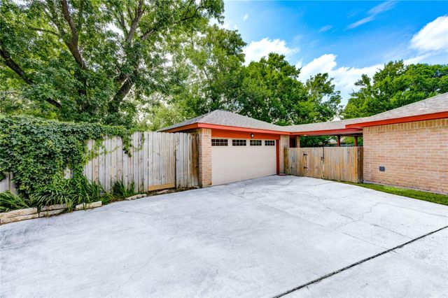 4430 Peridot Lane, Friendswood, TX 77546