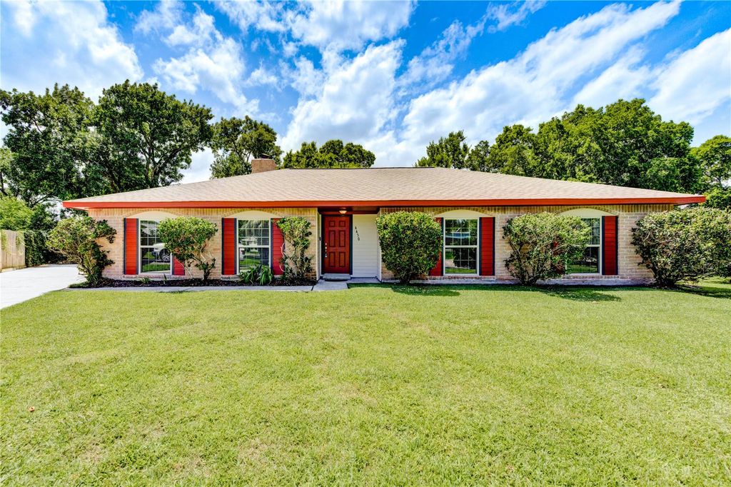 4430 Peridot Lane, Friendswood, TX 77546