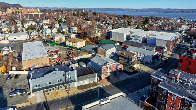 292 Main Street 121, Nyack, NY 10196