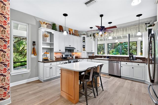 9945 REDS LANE, Clermont, FL 34711