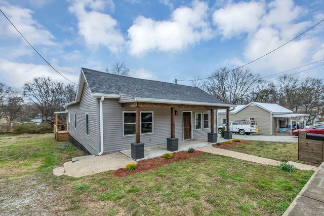 510 W 13th St, Columbia, TN 38401