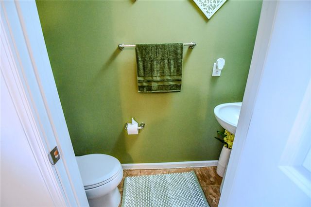 2111 Willow Oak Court, Moraine, OH 45439