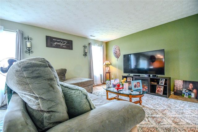 2111 Willow Oak Court, Moraine, OH 45439