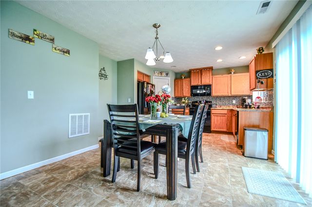 2111 Willow Oak Court, Moraine, OH 45439