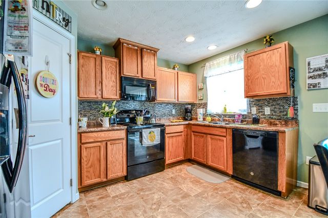 2111 Willow Oak Court, Moraine, OH 45439