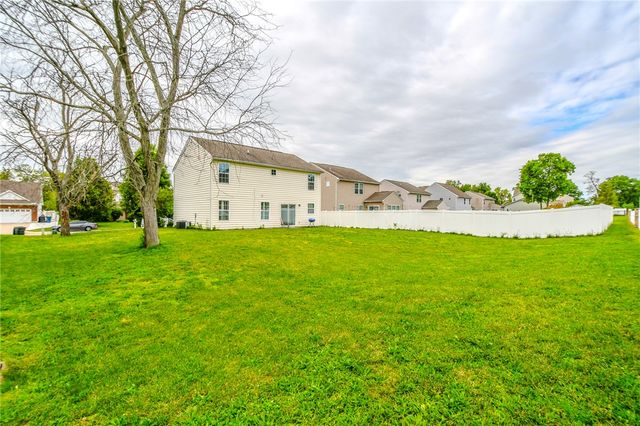 2111 Willow Oak Court, Moraine, OH 45439