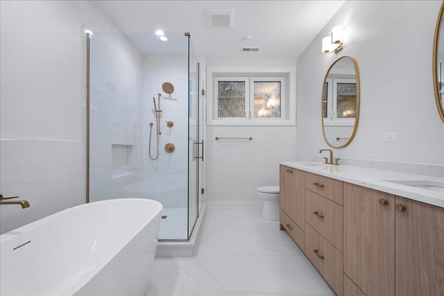 2435 N Clybourn Avenue 1S, Chicago, IL 60614