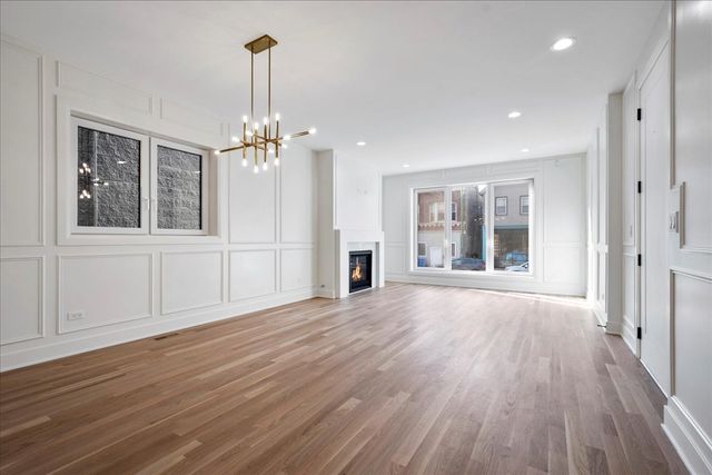 2435 N Clybourn Avenue 1S, Chicago, IL 60614