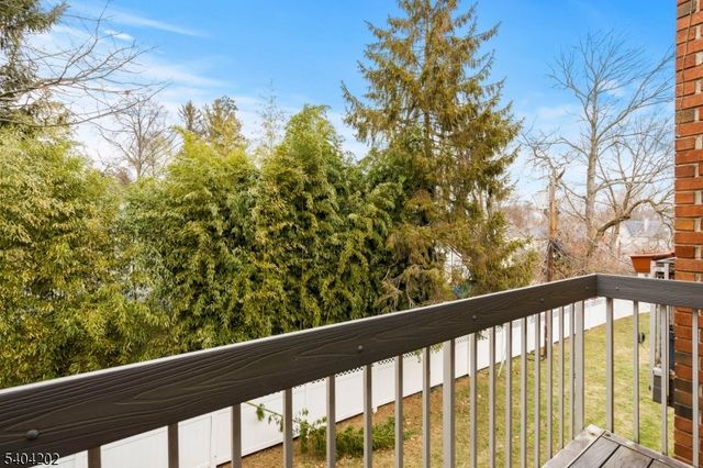 39 Harrison Ave 8, Montclair Twp., NJ 07042