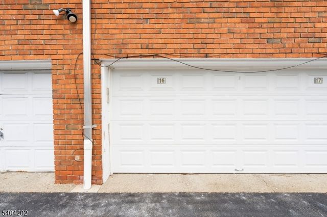 39 Harrison Ave 8, Montclair Twp., NJ 07042