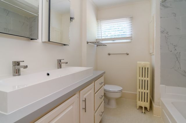 29 Cottage Street, Wellesley, MA 02482