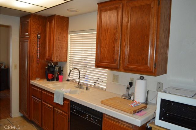 2935 W Fruitvale, Hemet, CA 92545
