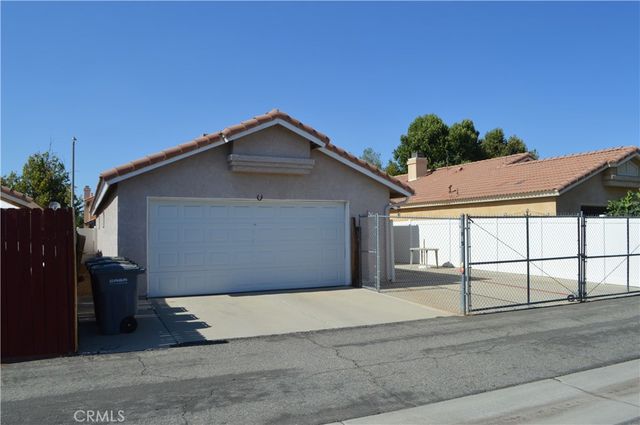 2935 W Fruitvale, Hemet, CA 92545