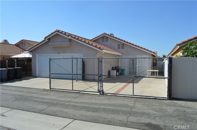 2935 W Fruitvale, Hemet, CA 92545