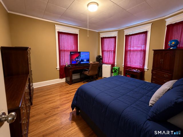 15 Upson Street, Bristol, CT 06010